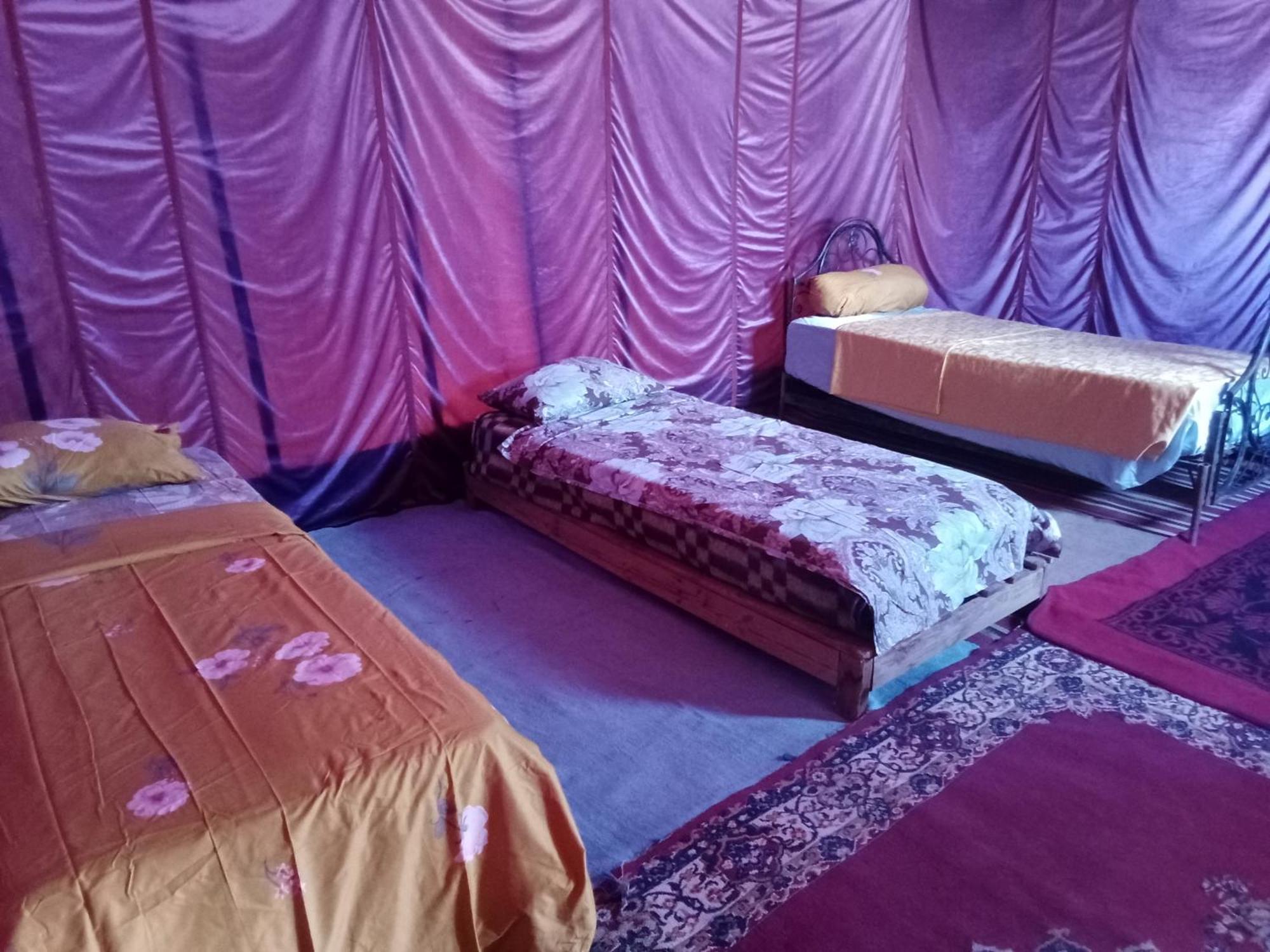 Hotel Bivouac Cote-Iriki Foum Zguid Esterno foto