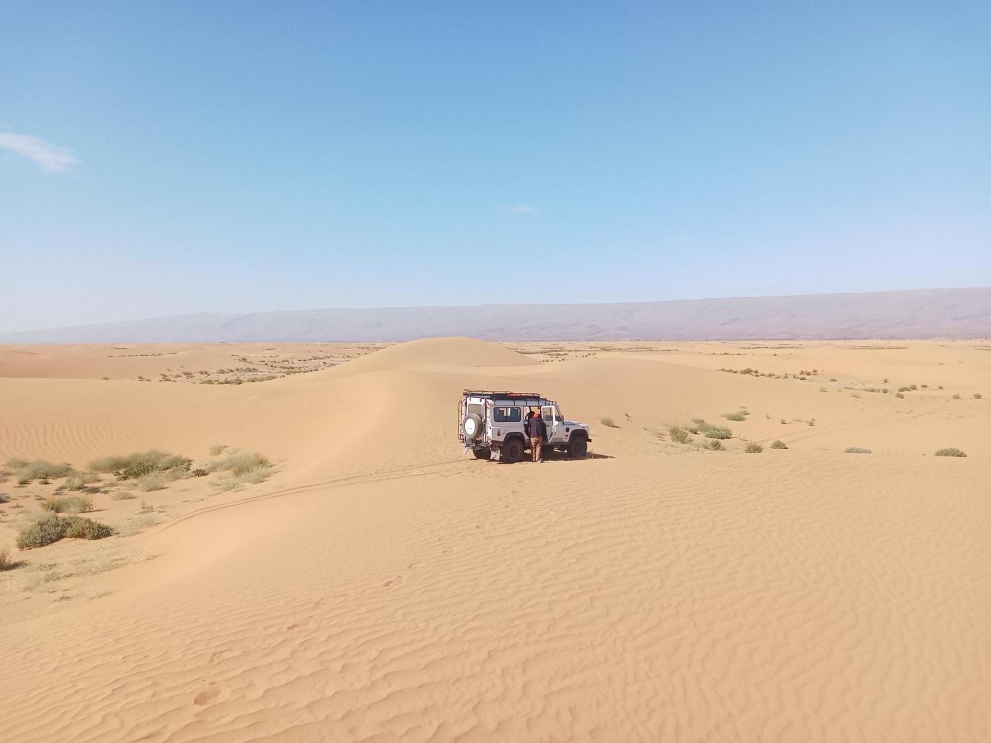 Hotel Bivouac Cote-Iriki Foum Zguid Esterno foto