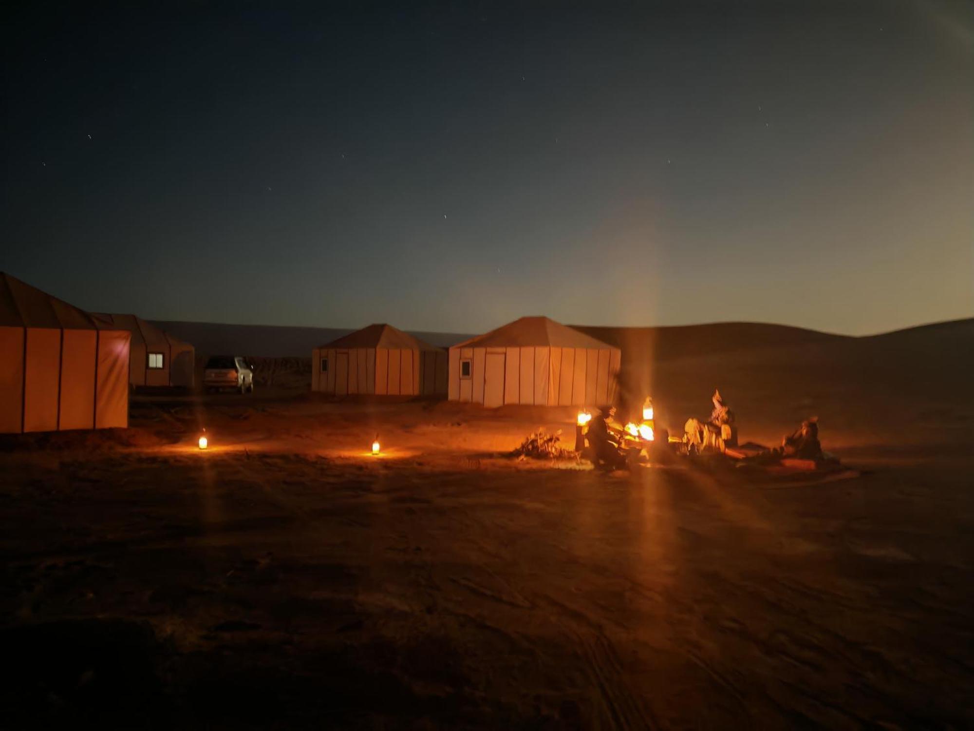 Hotel Bivouac Cote-Iriki Foum Zguid Esterno foto