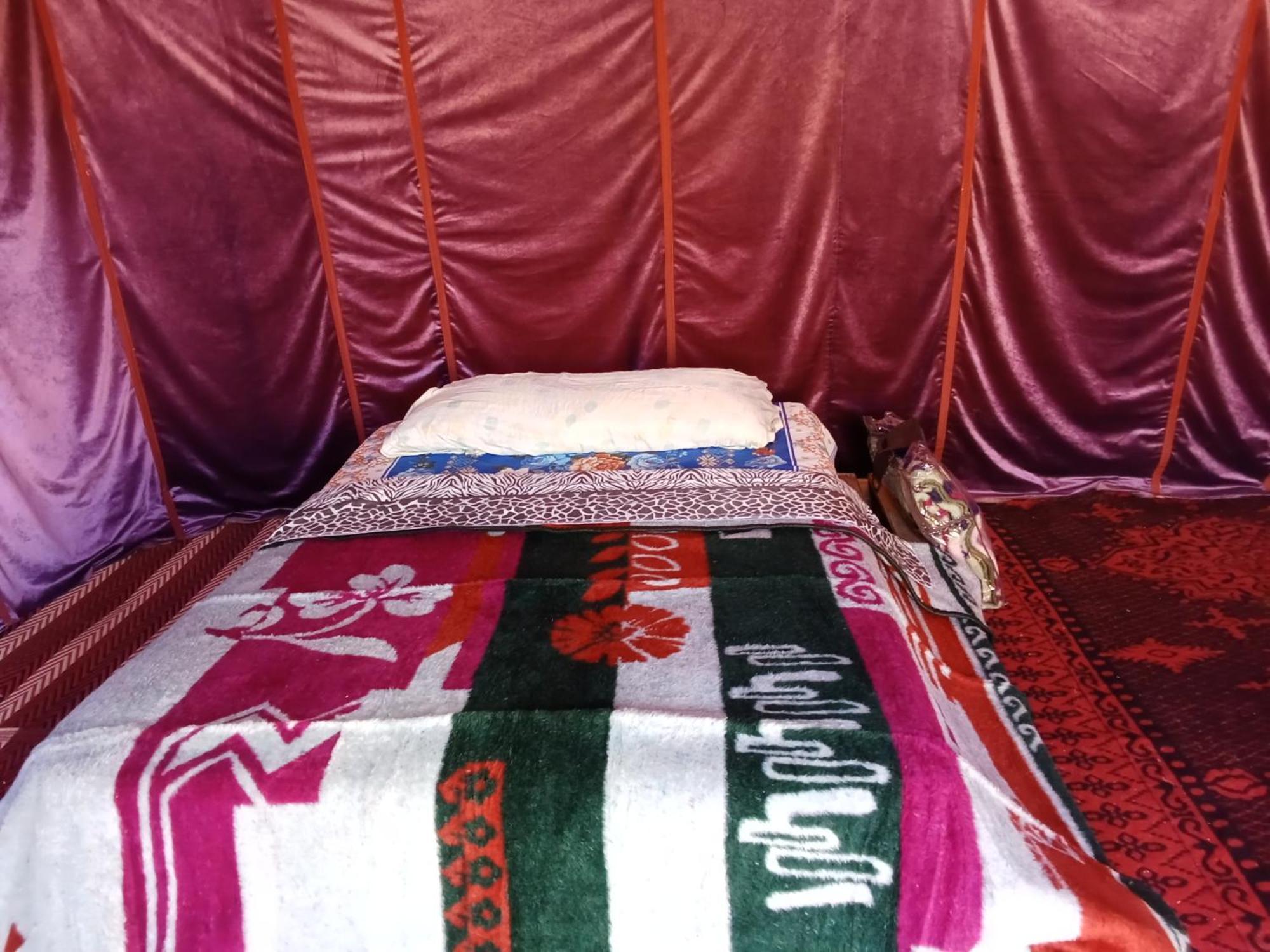 Hotel Bivouac Cote-Iriki Foum Zguid Esterno foto