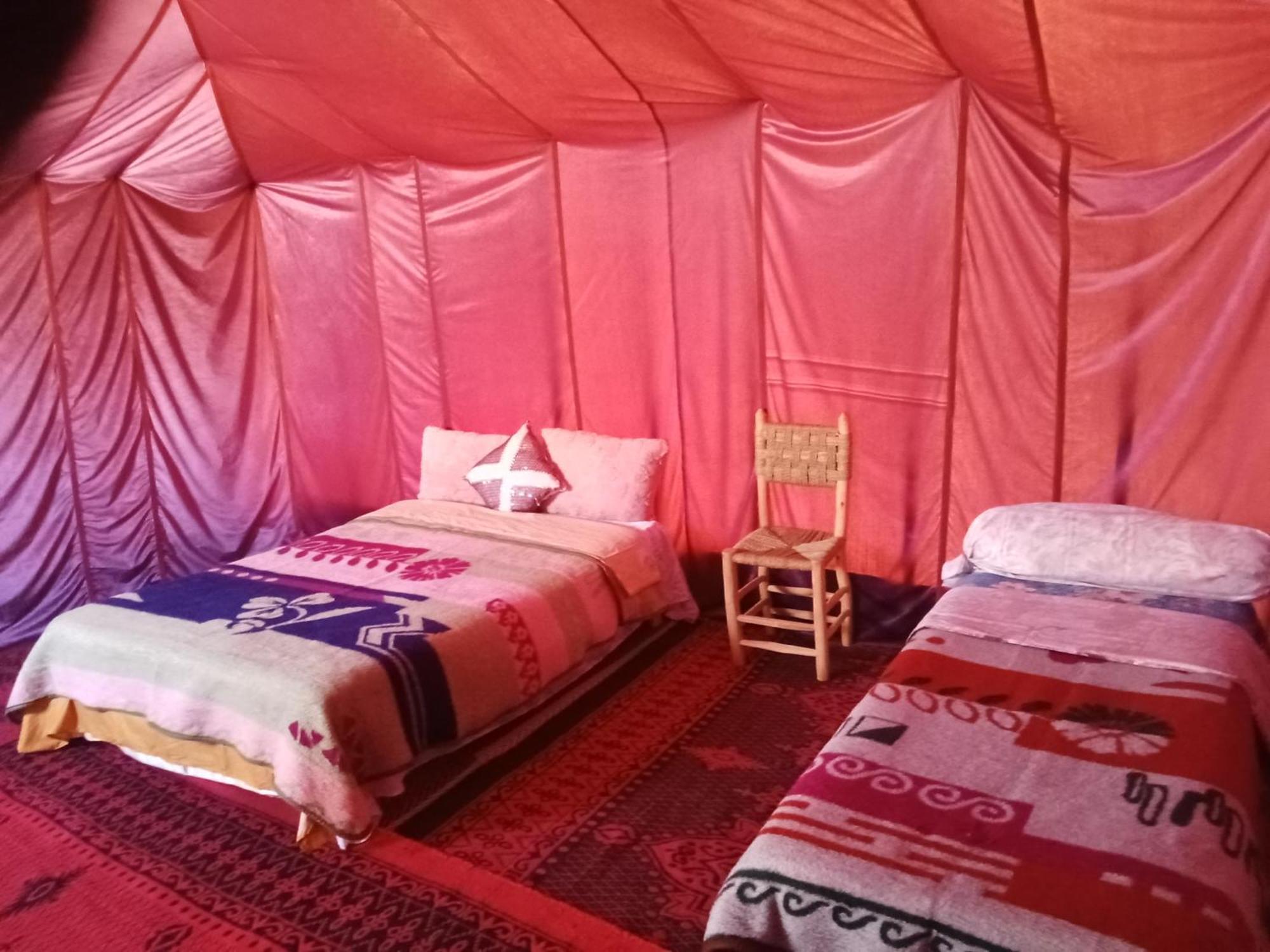 Hotel Bivouac Cote-Iriki Foum Zguid Esterno foto