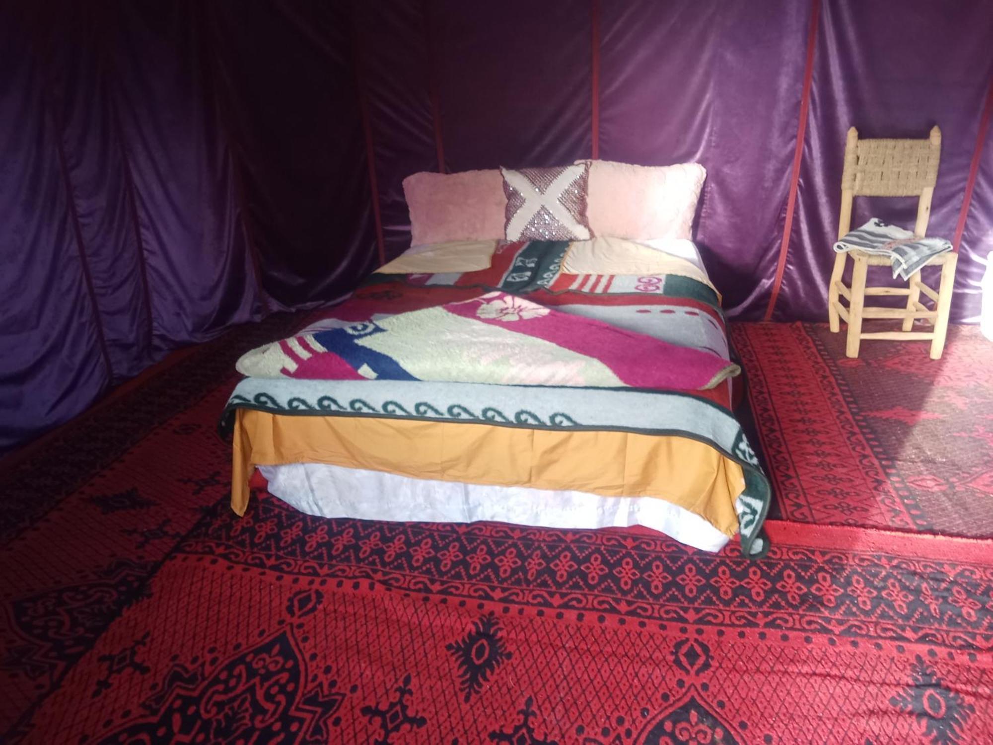 Hotel Bivouac Cote-Iriki Foum Zguid Esterno foto