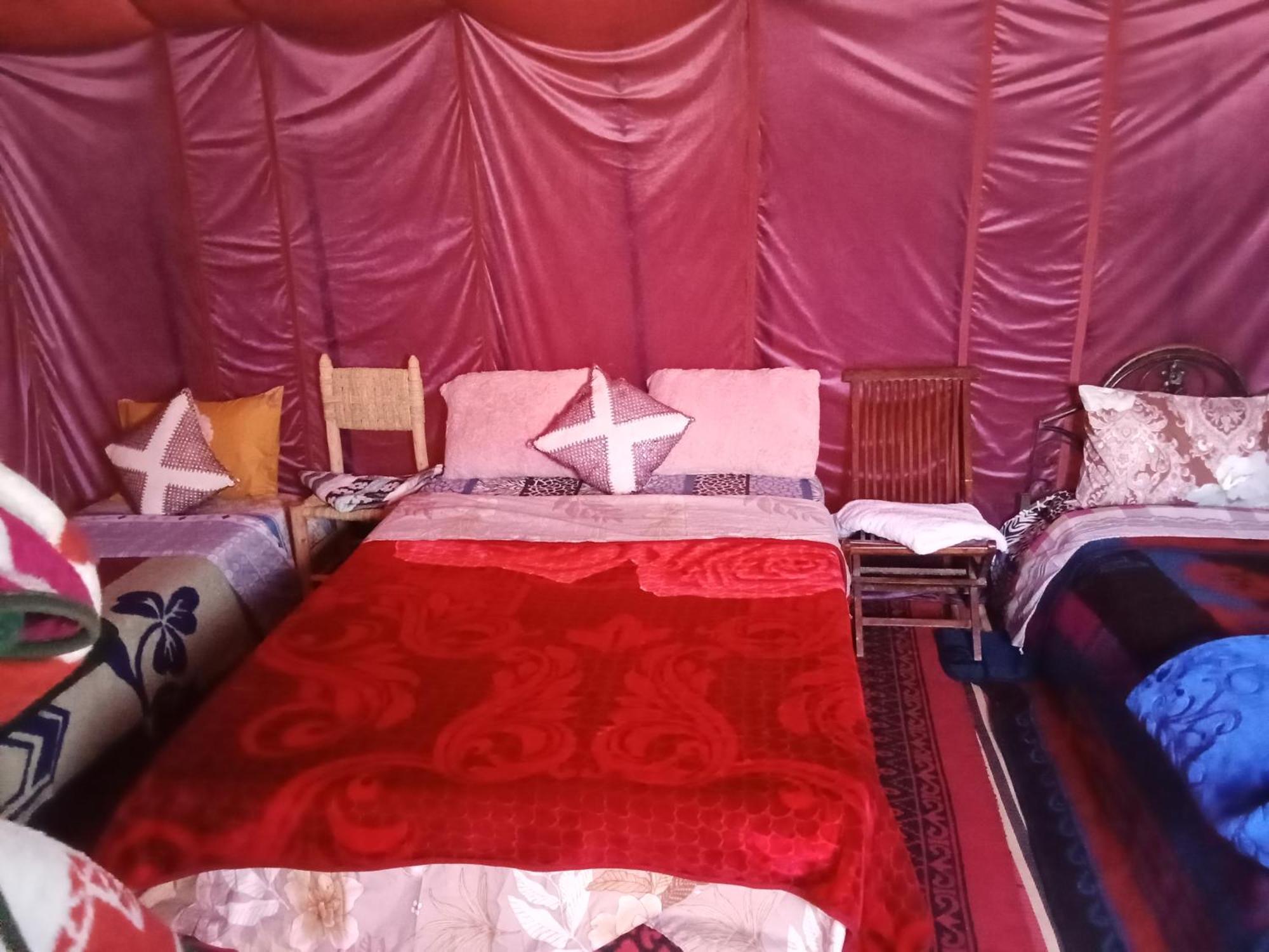 Hotel Bivouac Cote-Iriki Foum Zguid Esterno foto